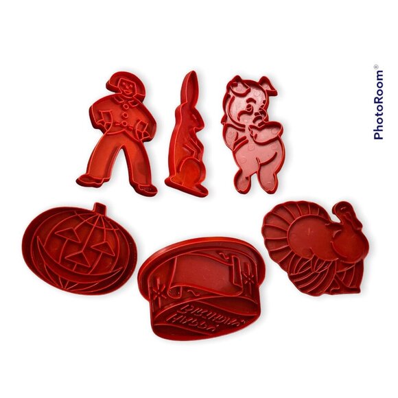 Vintage Tupperware Cookie Cutter Set Plastic Holidays Pumpkin Turkey Bunny Cake - Picture 1 of 5